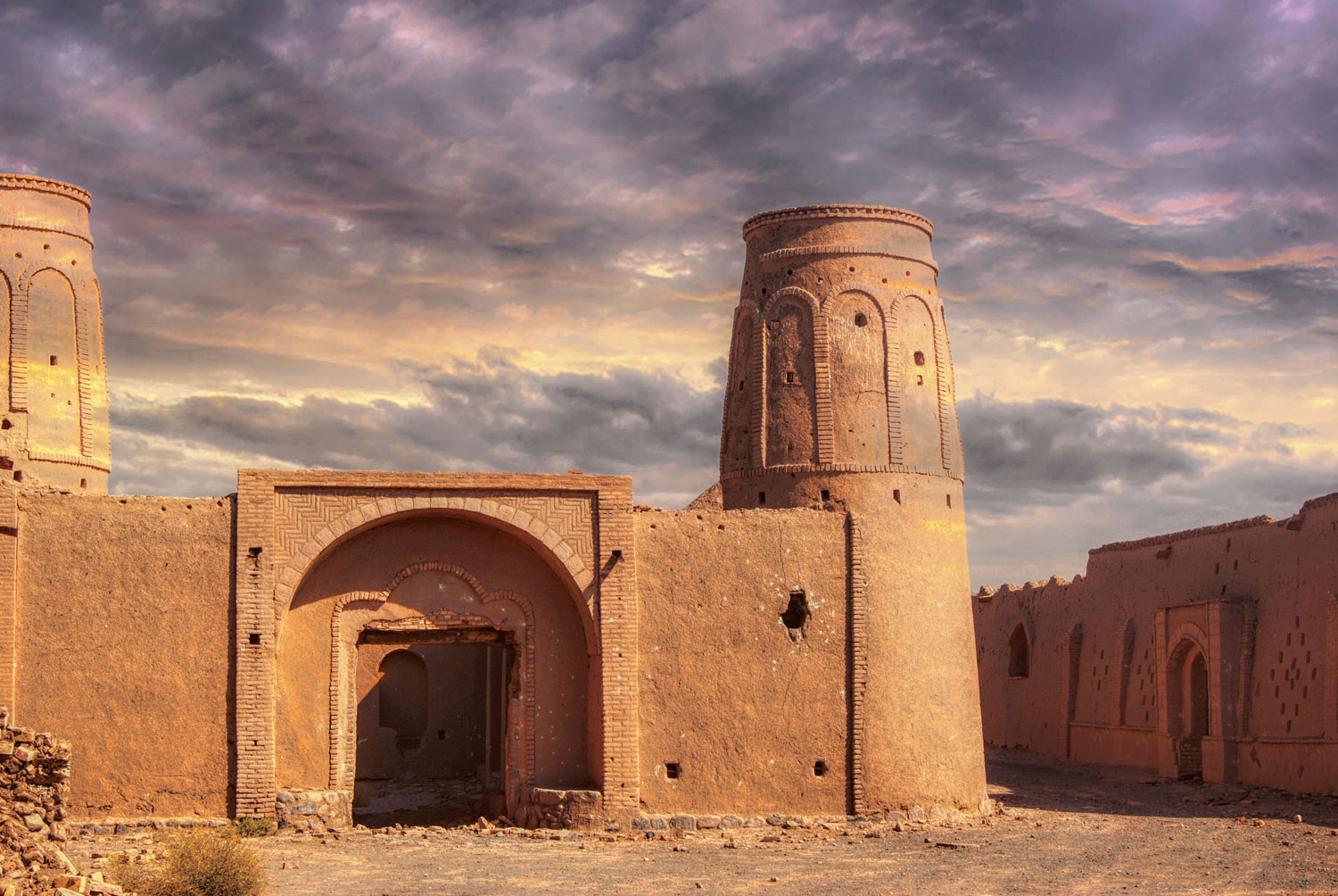 varzanehdesert
